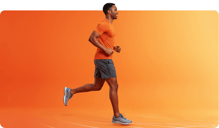 BPI SMART Moderado PPR. Um rapaz jovem a correr uma maratona.