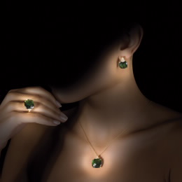 Conjunto Magia Ouro Amarelo e Quartzo Verde