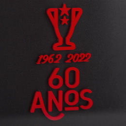 Camisola comemorativa dos 60º aniversário campeões europeus e moldura