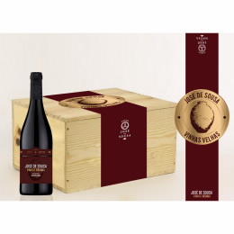 Conjunto de Vinhos José de Sousa